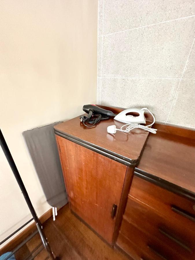 Madras Inn 58-1 Private Bathroom Джордж Таун Екстериор снимка